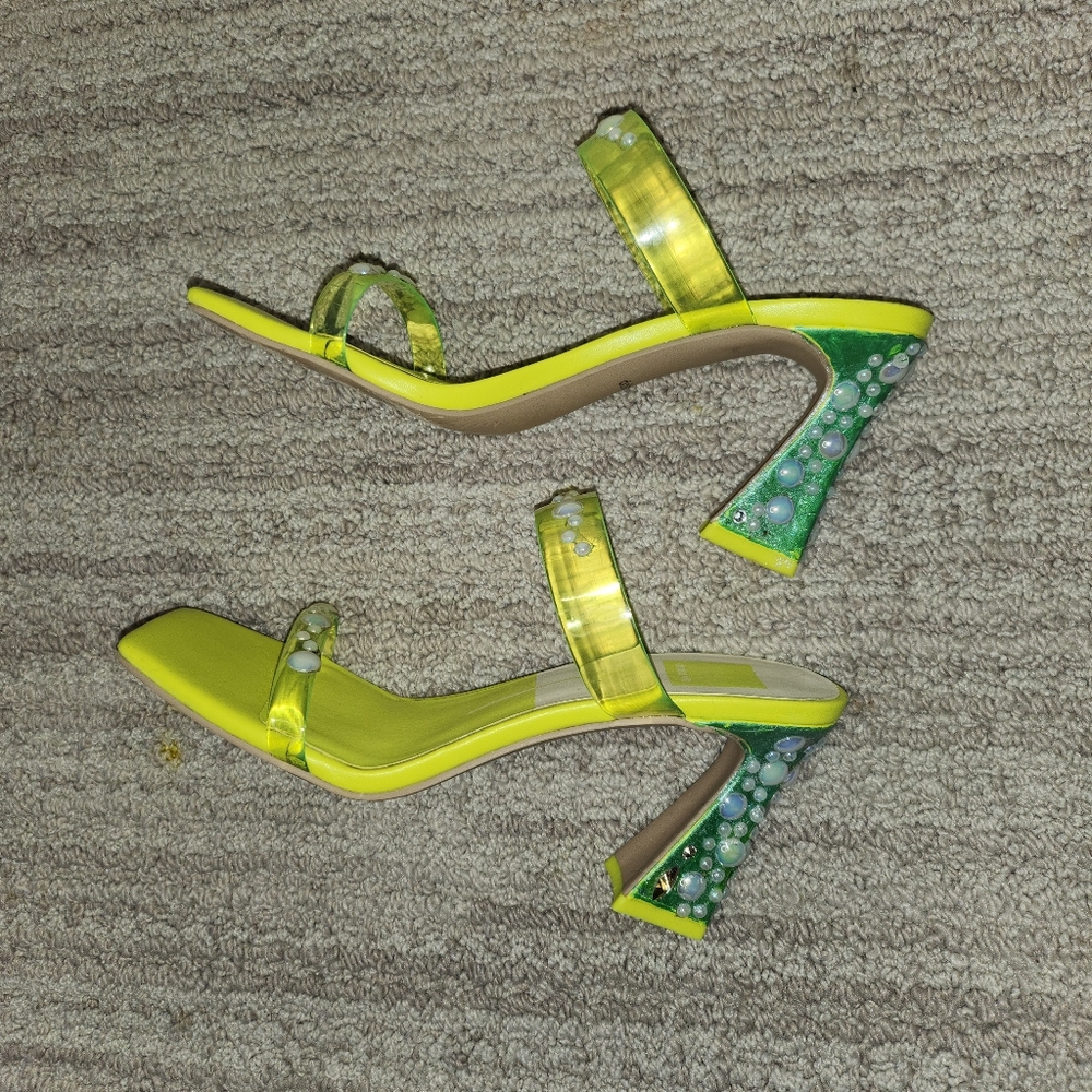 Shoes - Picture 3 of 6